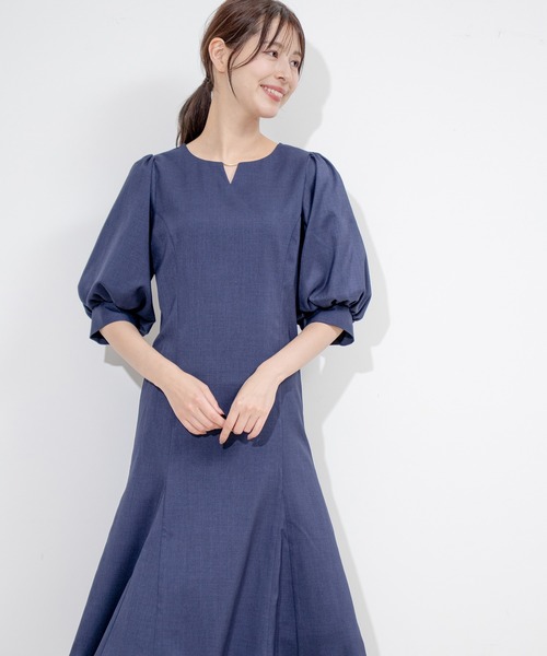 Jayro(ジャイロ)の「ボリュームスリーブ切替マーメイドワンピース(ワンピース・レディース・ネイビー/ブルー/イエロー・M)」の4枚目の写真