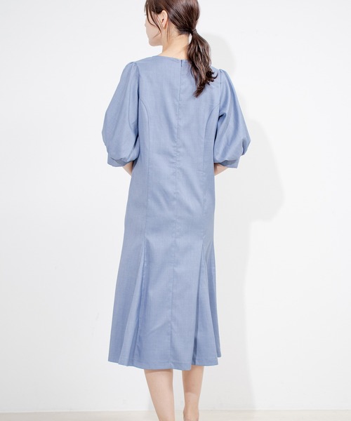 Jayro(ジャイロ)の「ボリュームスリーブ切替マーメイドワンピース(ワンピース・レディース・ネイビー/ブルー/イエロー・M)」の11枚目の写真