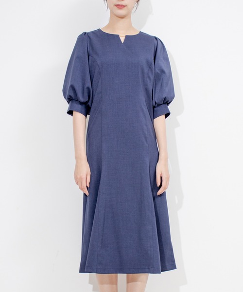 Jayro(ジャイロ)の「ボリュームスリーブ切替マーメイドワンピース(ワンピース・レディース・ネイビー/ブルー/イエロー・M)」の16枚目の写真