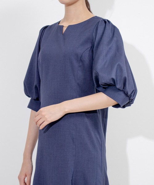 Jayro(ジャイロ)の「ボリュームスリーブ切替マーメイドワンピース(ワンピース・レディース・ネイビー/ブルー/イエロー・M)」の19枚目の写真