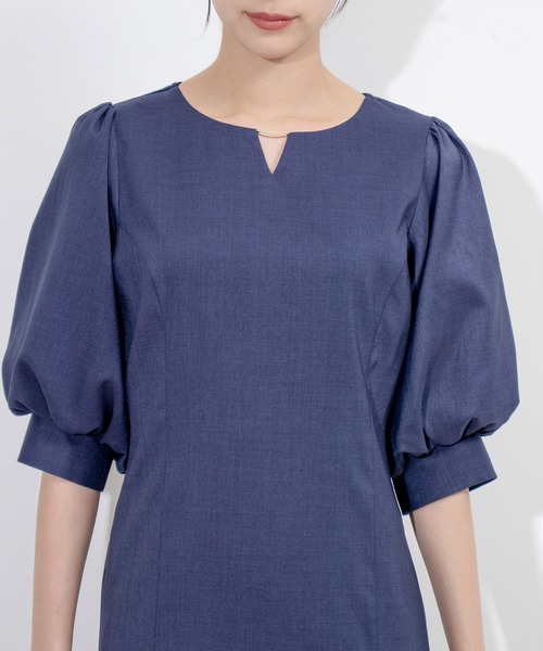 Jayro(ジャイロ)の「ボリュームスリーブ切替マーメイドワンピース(ワンピース・レディース・ネイビー/ブルー/イエロー・M)」の21枚目の写真