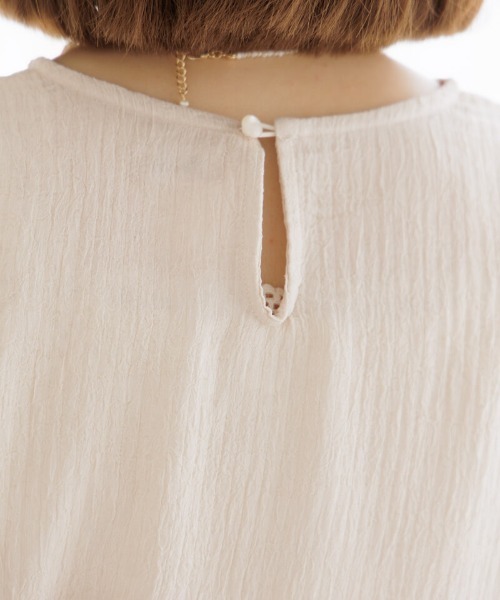 flower（フラワー）の「シアーパフブラウス（シャツ/ブラウス・レディース・ベージュ/ブラック・FREE）」の11枚目の写真