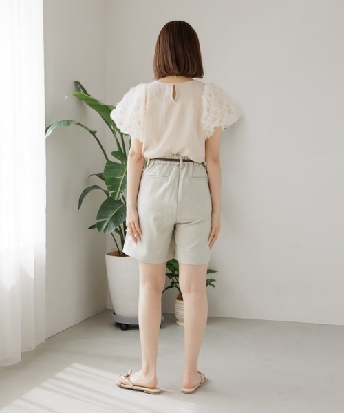 flower（フラワー）の「シアーパフブラウス（シャツ/ブラウス・レディース・ベージュ/ブラック・FREE）」の14枚目の写真