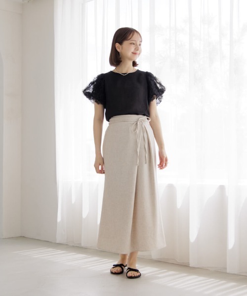 未使用 OHGA オオガ SAVON パフスリーブ シアーブラウス 美品】OHGA ohga オーガ 黒パフスリーブ ブラウス - メルカリ
