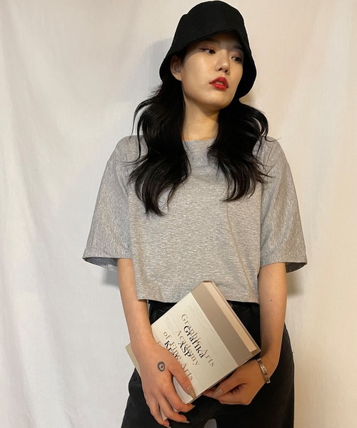 Teem Store(チームストア)の「ワイドシルエット ショート Tシャツ(Tシャツ/カットソー・レディース・グレー/ホワイト/ブラック・L/M/S)」の13枚目の写真
