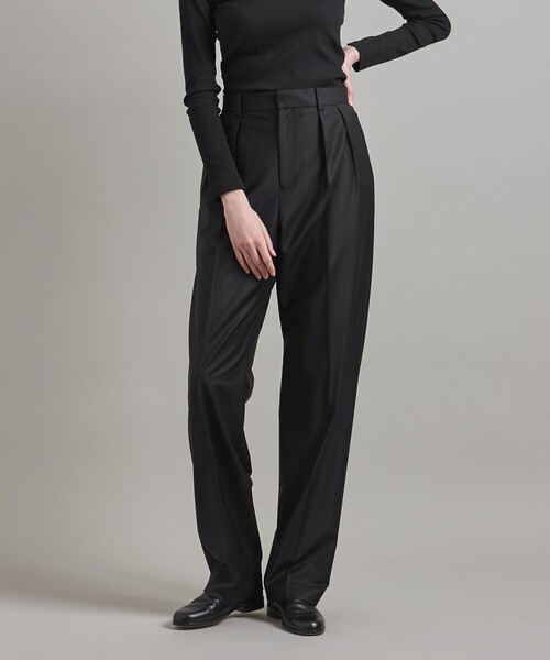 LOEFF（ロエフ）の「＜LOEFF＞ W トロピカル インタック フラップ パンツ（スラックス・レディース・ブラック/グレー・1/2/0）」の4枚目の写真