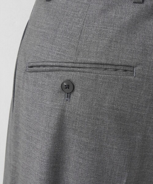 LOEFF（ロエフ）の「＜LOEFF＞ W トロピカル インタック フラップ パンツ（スラックス・レディース・ブラック/グレー・1/2/0）」の16枚目の写真