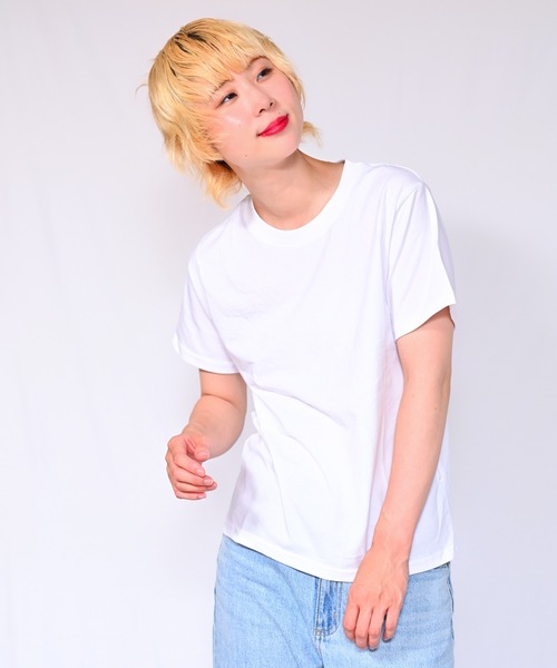 Alite cloth(アリーテクロス)の「無地クルーネックTシャツ(半袖)(Tシャツ/カットソー・レディース・ブラック/ホワイト/ベージュ/グレー/ピンク/オレンジ/ブルー/グリーン・FREE)」の1枚目の写真