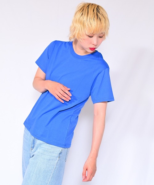 Alite cloth(アリーテクロス)の「無地クルーネックTシャツ(半袖)(Tシャツ/カットソー・レディース・ブラック/ホワイト/ベージュ/グレー/ピンク/オレンジ/ブルー/グリーン・FREE)」の6枚目の写真
