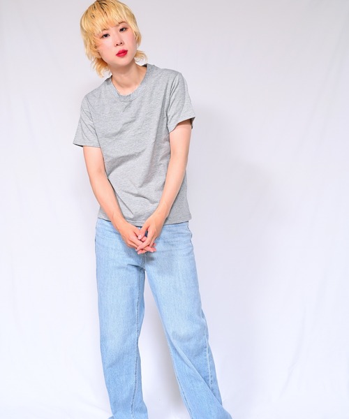 Alite cloth(アリーテクロス)の「無地クルーネックTシャツ(半袖)(Tシャツ/カットソー・レディース・ブラック/ホワイト/ベージュ/グレー/ピンク/オレンジ/ブルー/グリーン・FREE)」の14枚目の写真