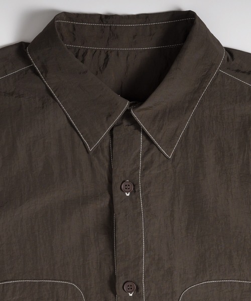 MUHET(ミュエータ)の「ナイロンステッチシャツ(シャツ/ブラウス・レディース・チャコールグレー/ブラウン/ネイビー・MEDIUM/X-LARGE)」の6枚目の写真
