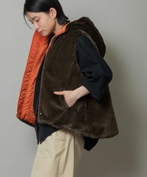 フェイクファー×キルティングナイロンツイルリバーシブルベスト