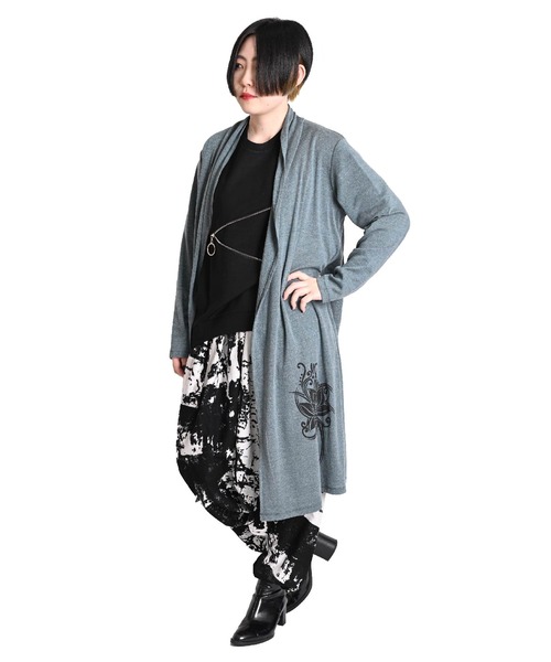 MARAI（マーライ）の「ボタニカル柄 ワンポイント エスニック ロングカーディガン（カーディガン/ボレロ・レディース・ベージュ/レッド/グリーン/ブラウン/カーキ/ブラック/イエロー・FREE）」の21枚目の写真