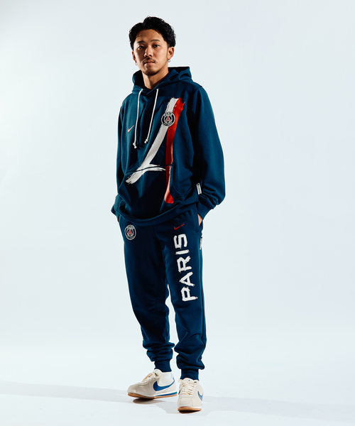 【未使用・タグ付】ナイキ　パリサンジェルマン　ネイビー 送料無料 希少Lサイズ 未使用 ナイキ ジョーダン PSG Parisパリ
