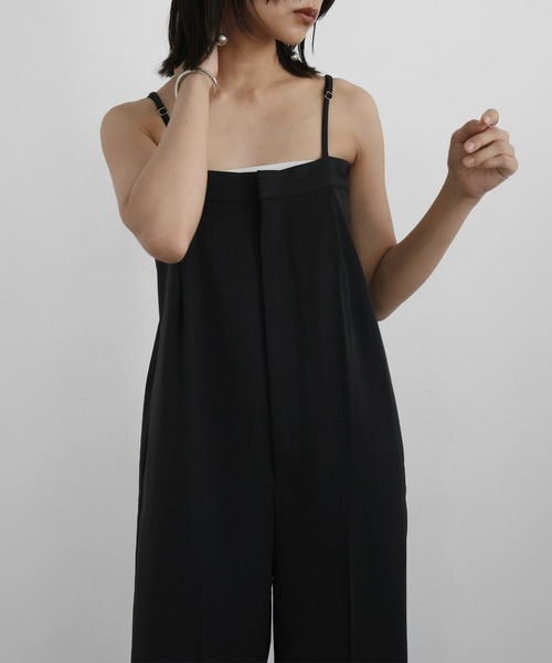 hellam（へラム）の「バックデザインベアサロペット（サロペット/オーバーオール・レディース・アイボリー/ブラック/グレイッシュベージュ/チャコール・FREE）」の8枚目の写真