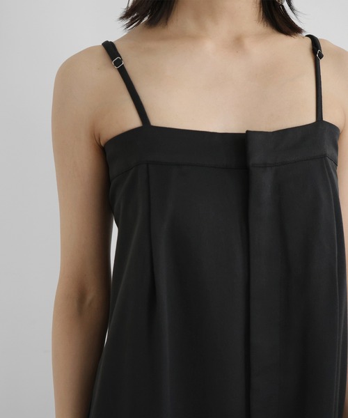 hellam（へラム）の「バックデザインベアサロペット（サロペット/オーバーオール・レディース・アイボリー/ブラック/グレイッシュベージュ/チャコール・FREE）」の12枚目の写真