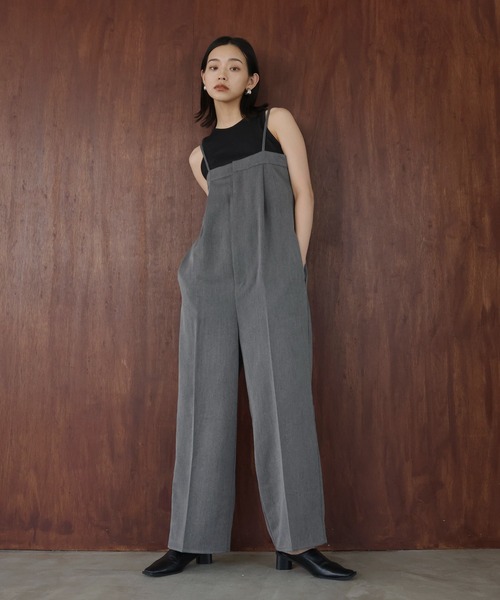 hellam（へラム）の「バックデザインベアサロペット（サロペット/オーバーオール・レディース・アイボリー/ブラック/グレイッシュベージュ/チャコール・FREE）」の14枚目の写真