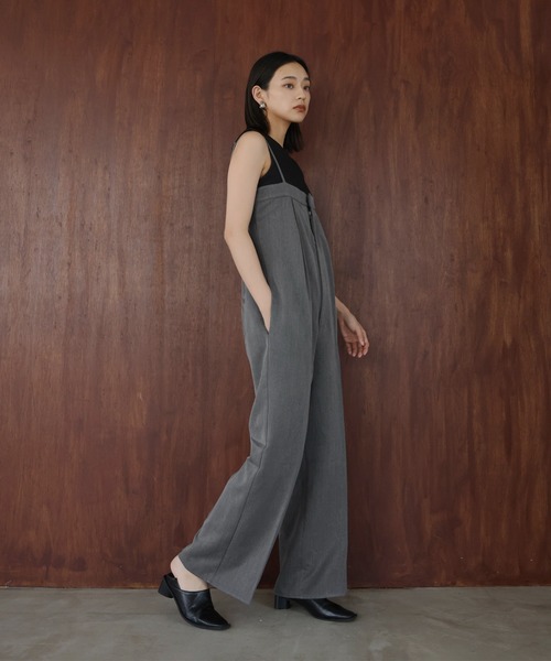 hellam（へラム）の「バックデザインベアサロペット（サロペット/オーバーオール・レディース・アイボリー/ブラック/グレイッシュベージュ/チャコール・FREE）」の16枚目の写真