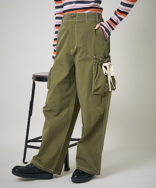 FREAK'S STORE(フリークスストア)の「リボンシャーリング ワイドパンツ/カーゴパンツ(カーゴパンツ・レディース・オフホワイト/ブラック/オリーブ・SMALL/MEDIUM)」の15枚目の写真