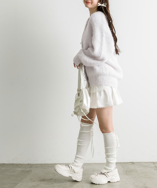 OLIVE des OLIVE(オリーブデオリーブ)の「リボンビジューロングカーディガン(カーディガン/ボレロ・レディース・ブラウン/ラベンダー/サックスブルー/アイボリー/ピンク/ベージュ・FREE)」の15枚目の写真