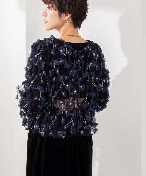 NOLLEY’S(ノーリーズ)の「《セットアップ対応》ウォッシャブルチュール刺繍2WAYブラウス(シャツ/ブラウス・レディース・ホワイト系その他4/ブルー系その他7・38)」の8枚目の写真