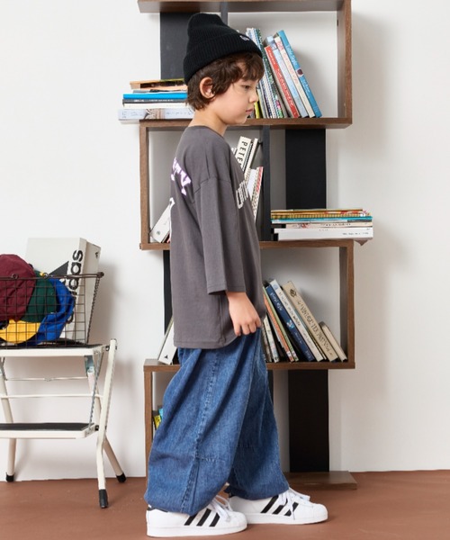 Auntie Rosa Holiday（アンティローザホリデー）の「カレッジプリントルーズTEE（Tシャツ/カットソー・キッズ・チャコールグレー/オレンジ/ホワイト・130/140/150/160）」の18枚目の写真