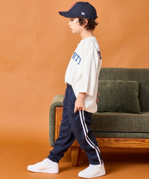 Auntie Rosa Holiday（アンティローザホリデー）の「カレッジプリントルーズTEE（Tシャツ/カットソー・キッズ・チャコールグレー/オレンジ/ホワイト・130/140/150/160）」の8枚目の写真