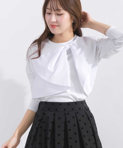 PICCIN(ピッチン)の「胸リボンTシャツ(Tシャツ/カットソー・レディース・オフホワイト/ブラック・M)」の1枚目の写真