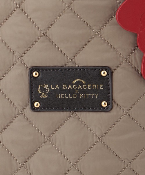 LA BAGAGERIE(ラバガジェリー)の「【LA BAGAGERIE×HELLO KITTY】リボンチャーム付き キルティングトート(トートバッグ・レディース・グリーン系カモフラージュ/ブラック/グレイッシュベージュ/ネイビー・FREE)」の20枚目の写真