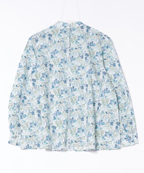 HUIT bouquet(ユイット)の「ケープデザイン ブラウス Made with Liberty Fabric HUIT(シャツ/ブラウス・レディース・ブラウン/ブルー・M)」の21枚目の写真