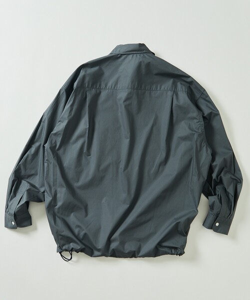 FREAK'S STORE（フリークスストア）の「限定展開 ワイドシルエット スピンドル レギュラーカラーシャツ（シャツ/ブラウス・メンズ・ホワイト/ベージュ/ブラック/サックスブルー/チャコールグレー/ベージュ系その他/ホワイト系その他/グレー系その他/ブラウン系その他/ブラック系その他・SMALL/MEDIUM/LARGE）」の14枚目の写真