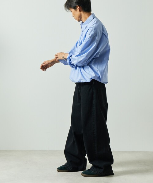 FREAK'S STORE（フリークスストア）の「限定展開 ワイドシルエット スピンドル レギュラーカラーシャツ（シャツ/ブラウス・メンズ・ホワイト/ベージュ/ブラック/サックスブルー/チャコールグレー/ベージュ系その他/ホワイト系その他/グレー系その他/ブラウン系その他/ブラック系その他・SMALL/MEDIUM/LARGE）」の18枚目の写真