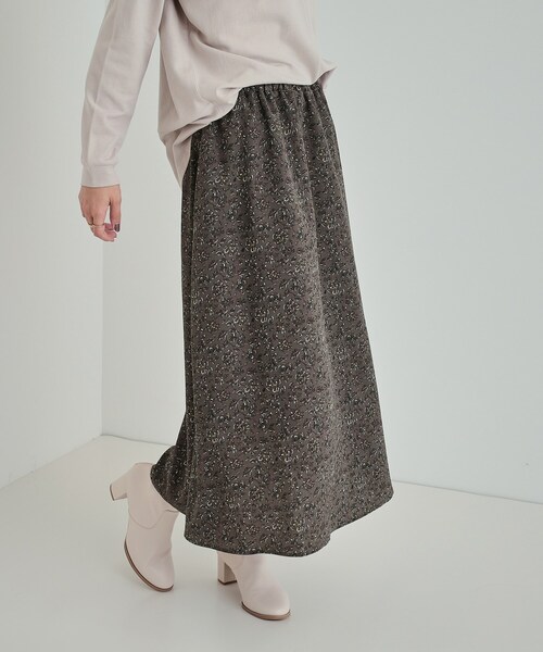 SHOO・LA・RUE(シューラルー)の「【洗える】レトロムード感じる 花柄プリントギャザースカート(スカート・レディース・チャコール/ブラック系6・02/03/04)」の8枚目の写真