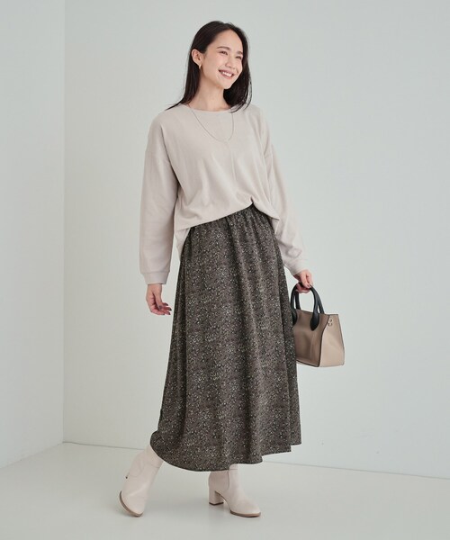 SHOO・LA・RUE(シューラルー)の「【洗える】レトロムード感じる 花柄プリントギャザースカート(スカート・レディース・チャコール/ブラック系6・02/03/04)」の9枚目の写真