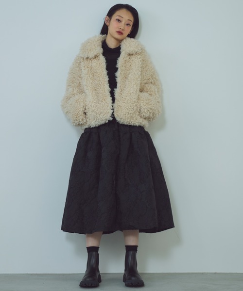 paravion（パラビオン）の「2WAYプードルボアショートジャケット（ブルゾン・レディース・ダークグレー/アイボリー・FREE）」の4枚目の写真