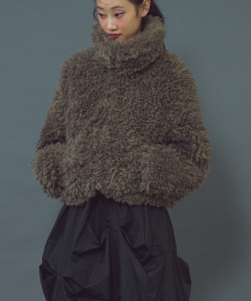 paravion（パラビオン）の「2WAYプードルボアショートジャケット（ブルゾン・レディース・ダークグレー/アイボリー・FREE）」の18枚目の写真