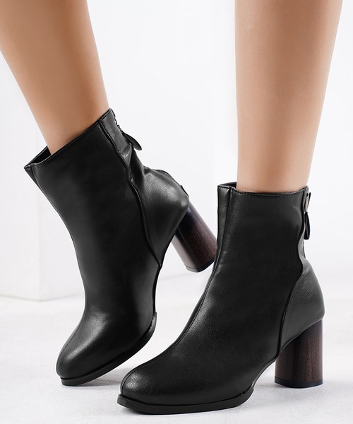 Lace Ladies(レースレディース)の「レザー調 チャンキー ハイヒール ショート ブーツ(ブーツ・レディース・ブラック・23.5cm/24cm/24.5cm/25cm/22.5cm/23cm)」の2枚目の写真