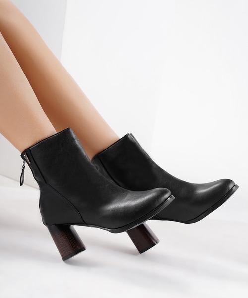 Lace Ladies(レースレディース)の「レザー調 チャンキー ハイヒール ショート ブーツ(ブーツ・レディース・ブラック・23.5cm/24cm/24.5cm/25cm/22.5cm/23cm)」の5枚目の写真