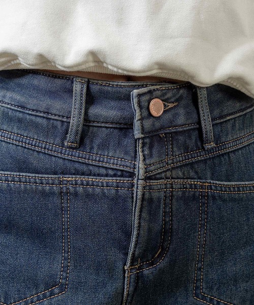 DAY CLOSET(デイ クローゼット)の「【吸湿発熱/裏起毛/大きいサイズ有】冬もぽかぽか スマートストレートデニムパンツ レディース(デニムパンツ・レディース・ブルー/ネイビー・L/XL/2XL/S/3XL/XS/M)」の17枚目の写真