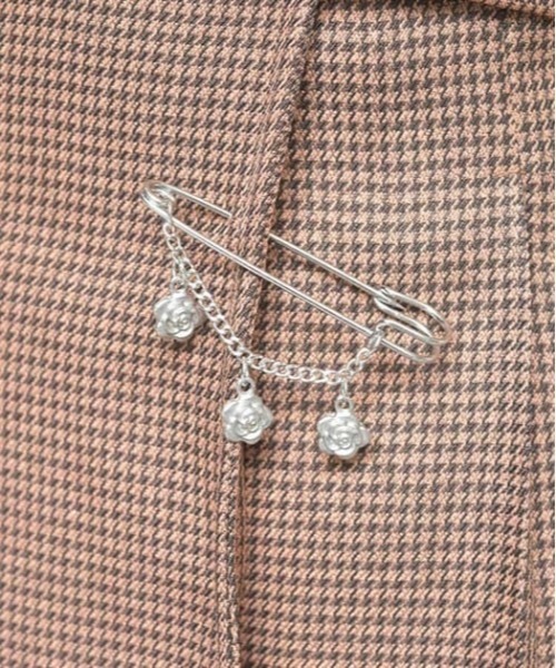 axes femme（アクシーズファム）の「ブローチ付タックプリーツスカート（スカート・レディース・チャコール/ブラウン/ブラック・FREE）」の7枚目の写真