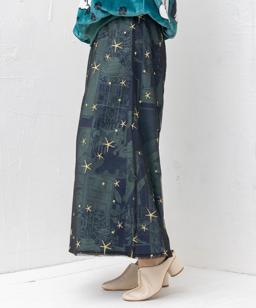 【セール】543243：レディの嗜みプリント×星刺繍チュール重ねパンツ（その他パンツ）｜iS ScoLar（イズスカラー）