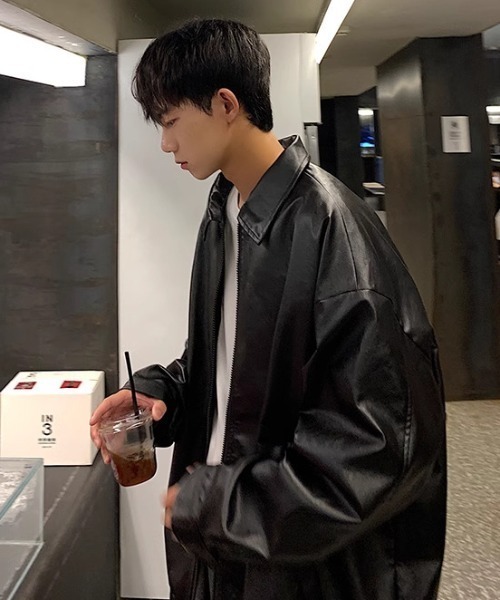 B.R.U（ブル）の「オーバーサイズフェイクレザージャケット（ブルゾン・メンズ・ブラック/ブラウン・FREE）」の6枚目の写真