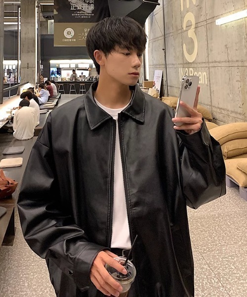 B.R.U（ブル）の「オーバーサイズフェイクレザージャケット（ブルゾン・メンズ・ブラック/ブラウン・FREE）」の11枚目の写真