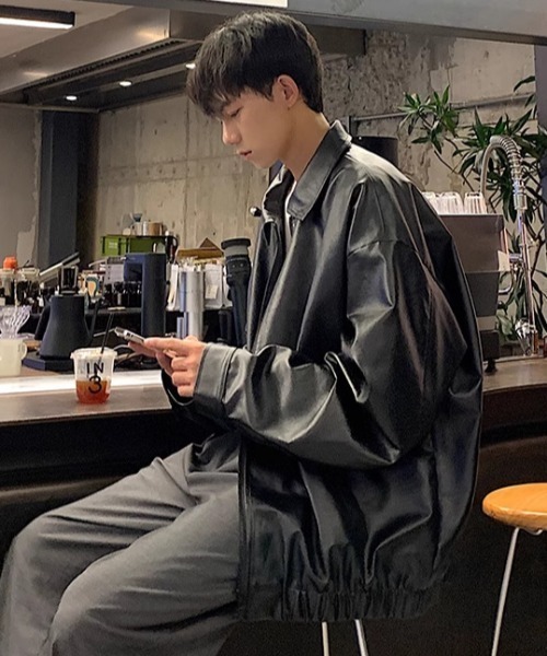 B.R.U（ブル）の「オーバーサイズフェイクレザージャケット（ブルゾン・メンズ・ブラック/ブラウン・FREE）」の16枚目の写真