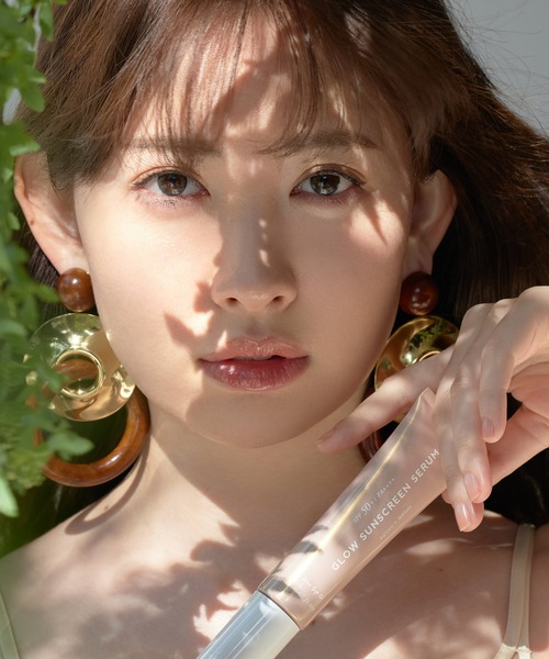 herlipto GLOW SUNSCREEN SERUM(ピンクチャーム付き)