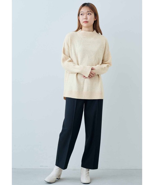 IEDIT（イディット）の「ＩＥＤＩＴ　マシンウオッシャブルがうれしい　すそラウンドシルエットの軽やかなウール＆アルパカ混ハイネックニット（ニット/セーター・レディース・ベージュ系その他/ライトブラウン/グレー・S/M/L/LL/3L/4L）」の4枚目の写真