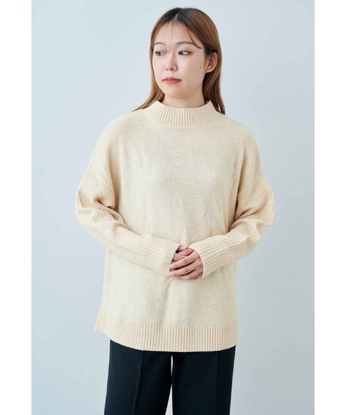 IEDIT（イディット）の「ＩＥＤＩＴ　マシンウオッシャブルがうれしい　すそラウンドシルエットの軽やかなウール＆アルパカ混ハイネックニット（ニット/セーター・レディース・ベージュ系その他/ライトブラウン/グレー・S/M/L/LL/3L/4L）」の5枚目の写真