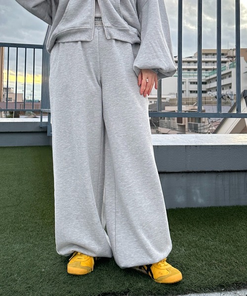 apres jour mignon(アプレジュールミニョン)の「【apresjour mignon SOIE】サイドスプレースウェットパンツ【ZOZOTOWN限定アイテム】(スウェットパンツ・レディース・ブラック/ブラウン系その他/杢グレー・X-LARGE/MEDIUM/SMALL)」の6枚目の写真