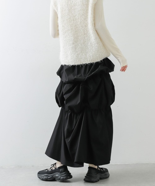 SENSE OF PLACE by URBAN RESEARCH（センスオブプレイスバイアーバンリサーチ）の「バルーンタックティアードスカート（スカート・レディース・カーキ/オフホワイト/ブラック・ONE）」の19枚目の写真