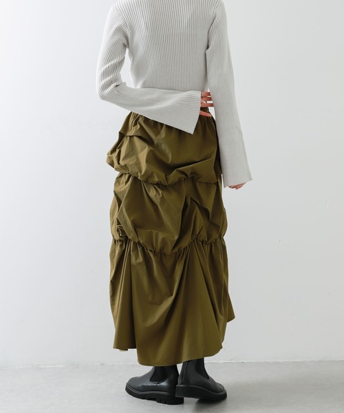 SENSE OF PLACE by URBAN RESEARCH（センスオブプレイスバイアーバンリサーチ）の「バルーンタックティアードスカート（スカート・レディース・カーキ/オフホワイト/ブラック・ONE）」の9枚目の写真